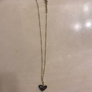 Kendra scott heart necklace